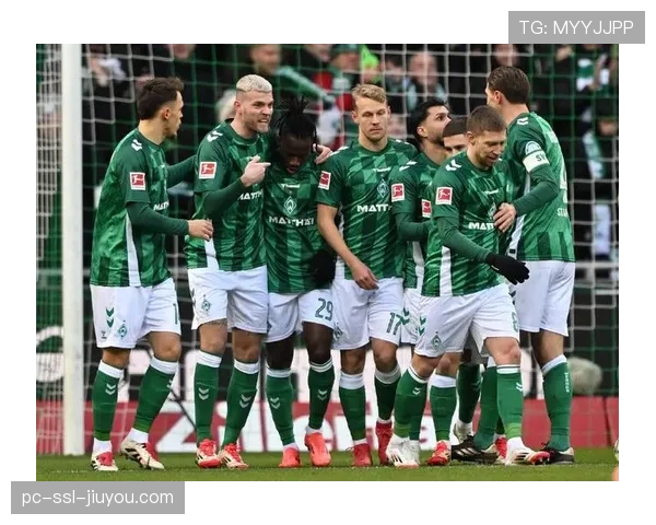 弗赖堡官方宣布主力中卫林哈特伤缺四周，球队三月密集赛程防守面临考验